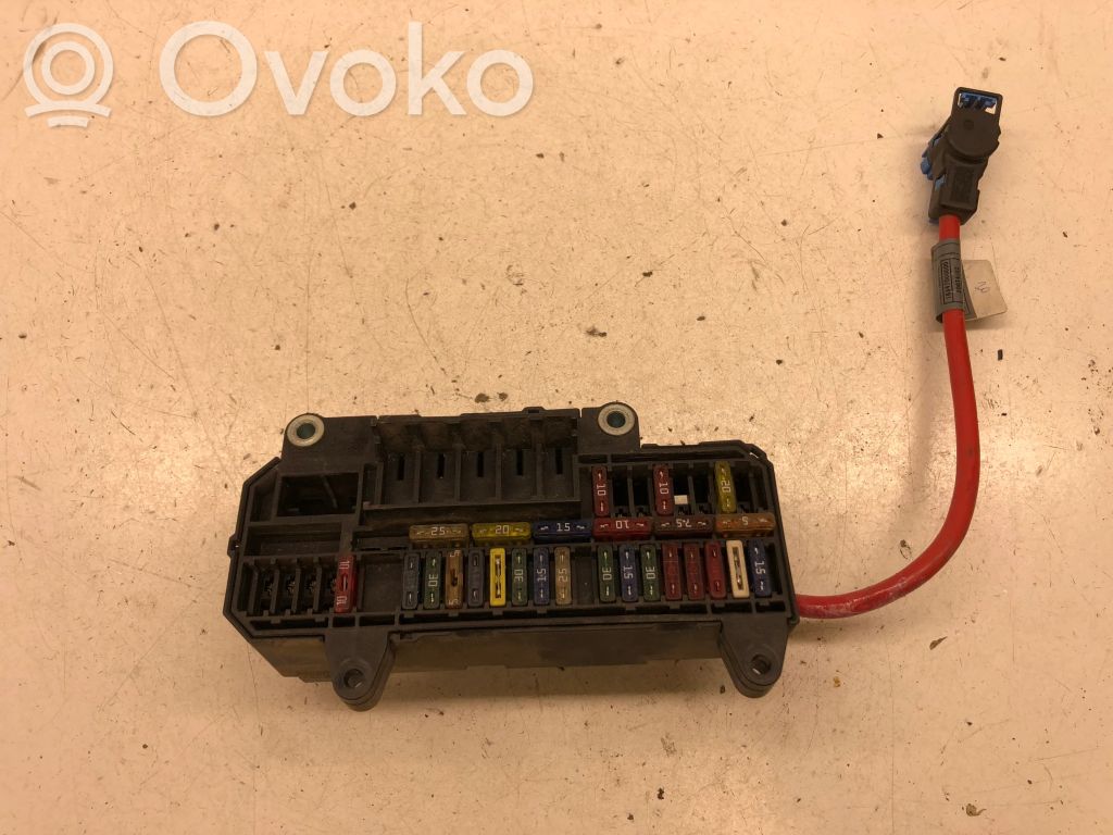 BMW 7 E65 E66 Fuse module 