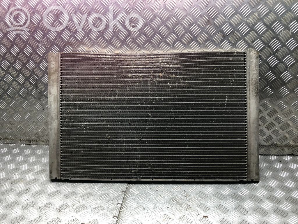 Aušinimo skysčio radiatorius   4E0121251,4E0121251