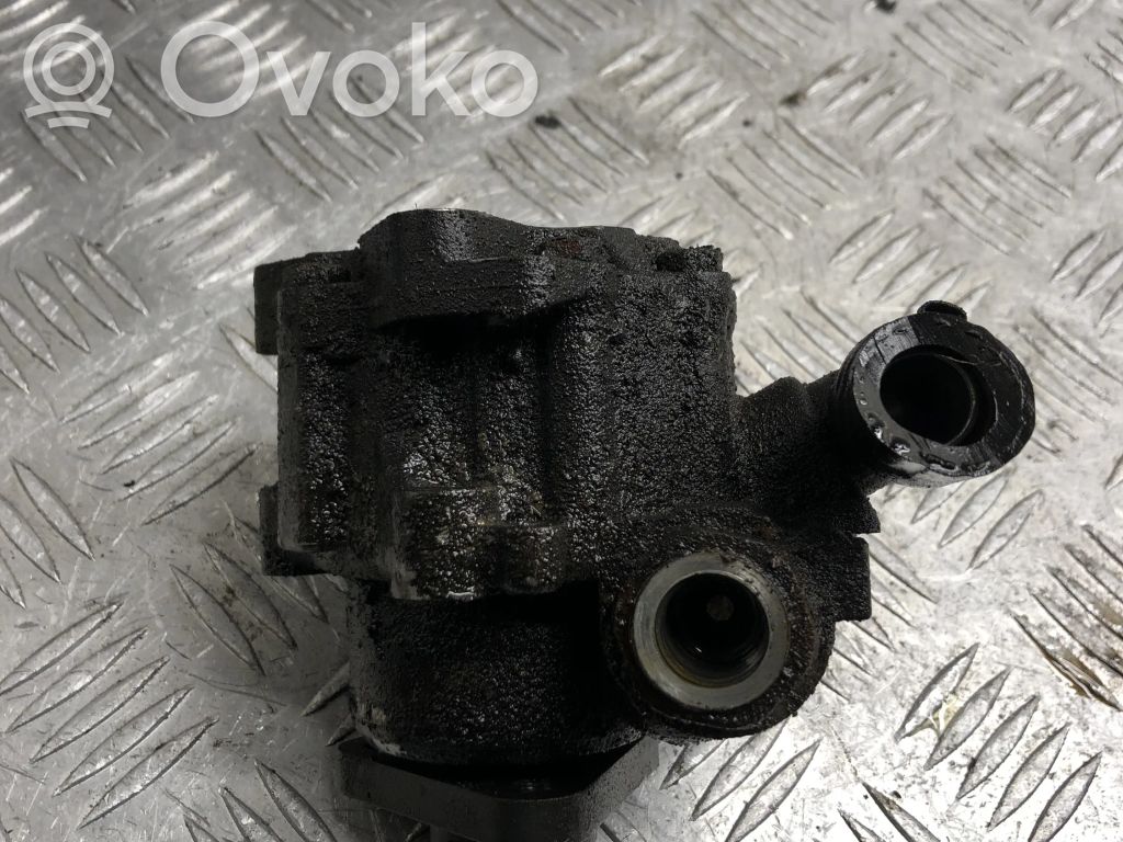 Audi A6 S6 C5 4B Ohjaustehostimen pumppu 