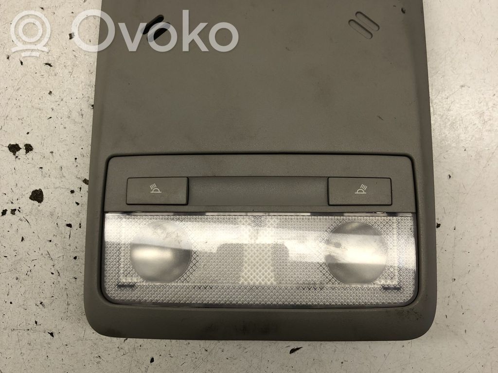 Opel Mokka Luz del asiento delantero 