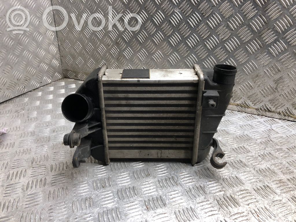 Audi A4 S4 B7 8E 8H Radiador intercooler 