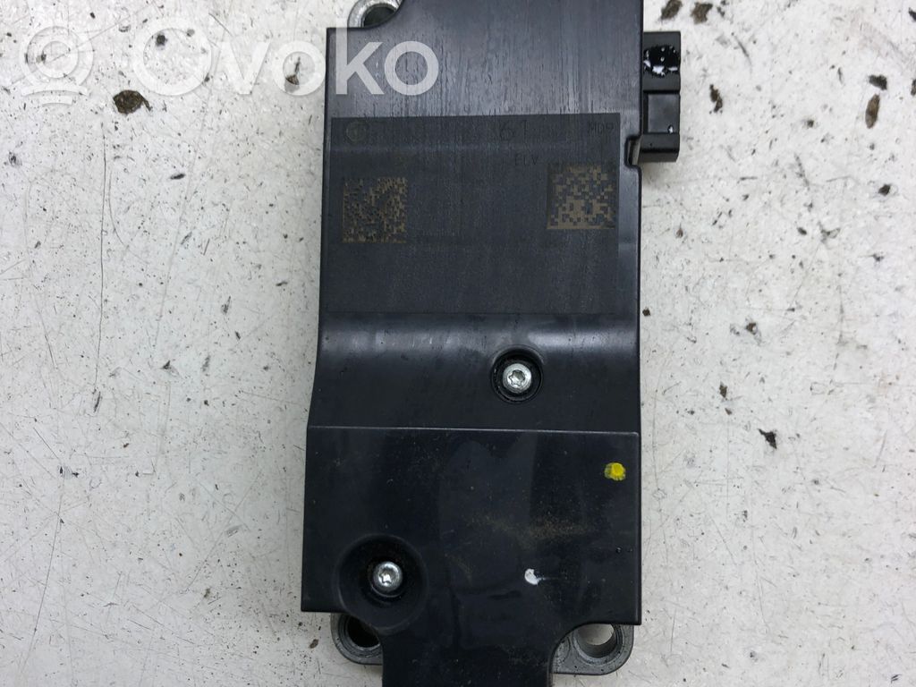 Volkswagen PASSAT B8 Steering wheel lock 