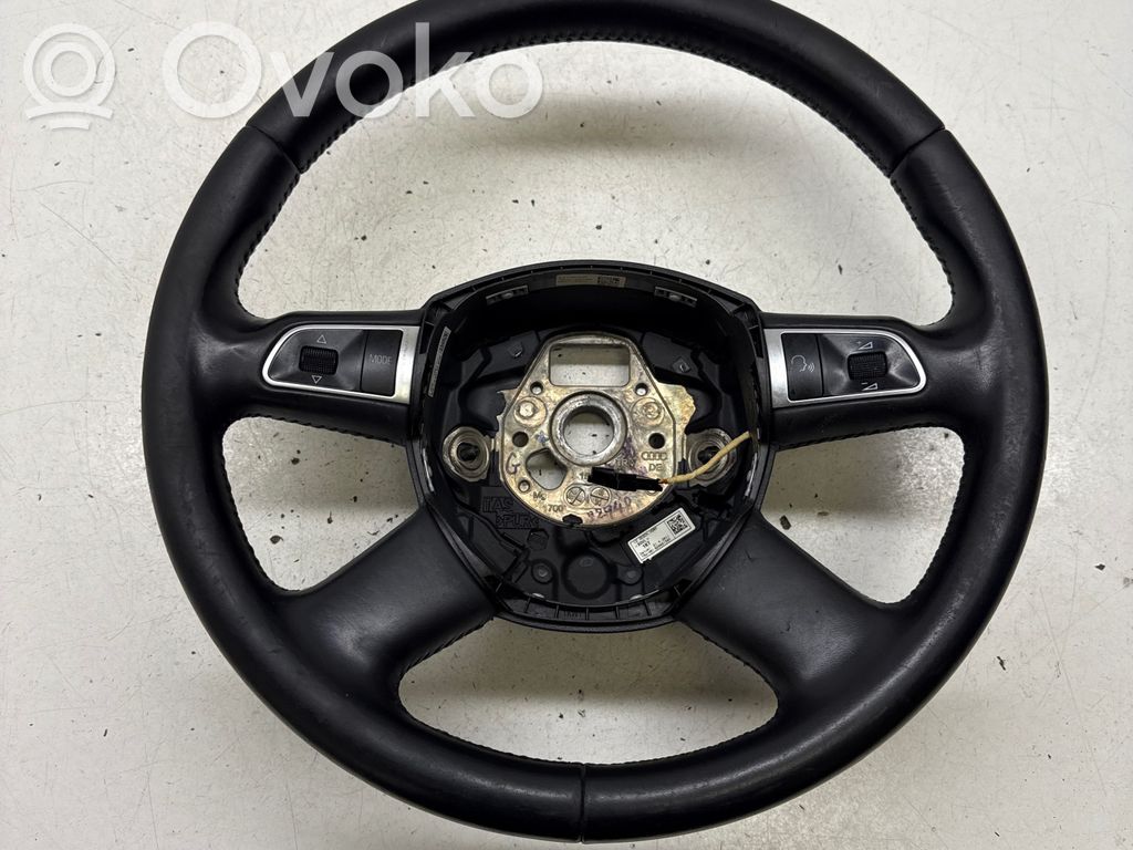 Audi A4 S4 B8 8K Ohjauspyörä 