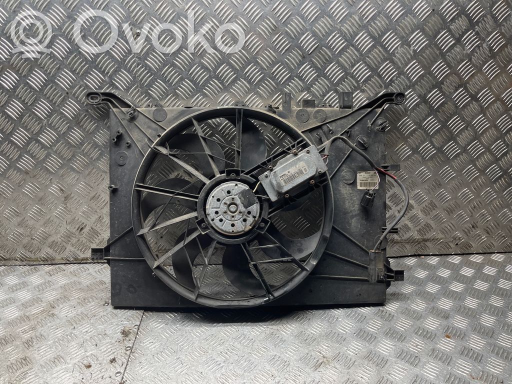 Volvo V70 Elektrinis radiatorių ventiliatorius 