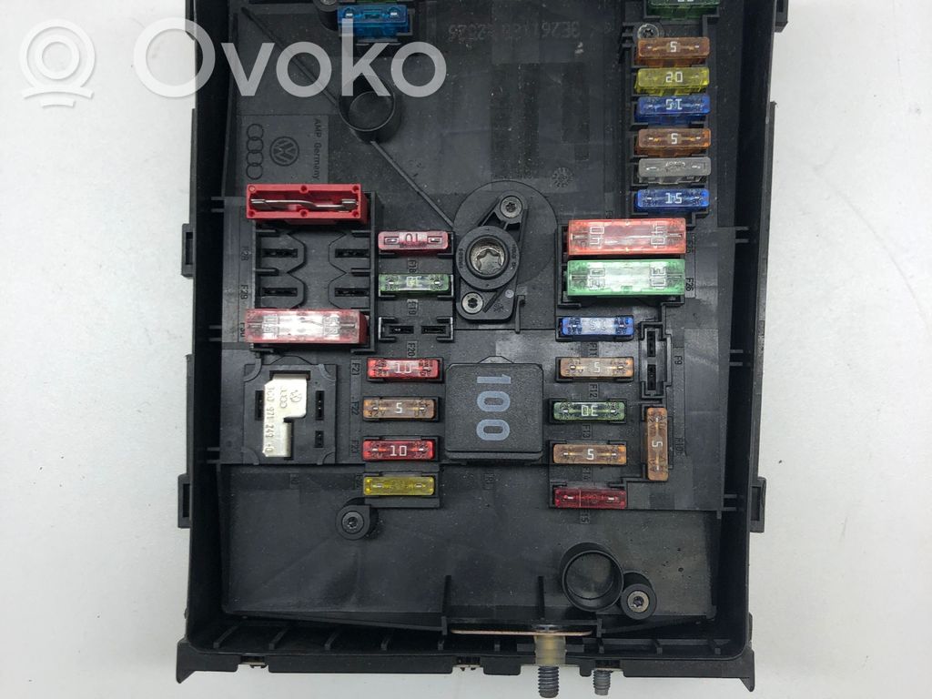 Volkswagen Golf Plus Sulakemoduuli 