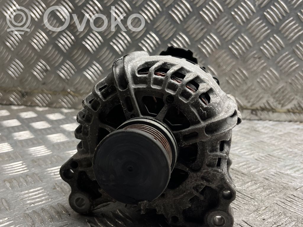 Audi A4 S4 B9 8W Ģenerators 