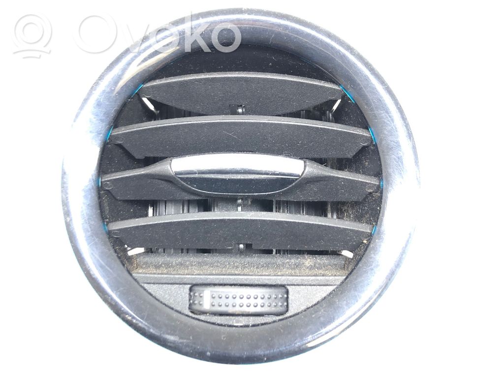 Opel Corsa D Centrinės oro grotelės 