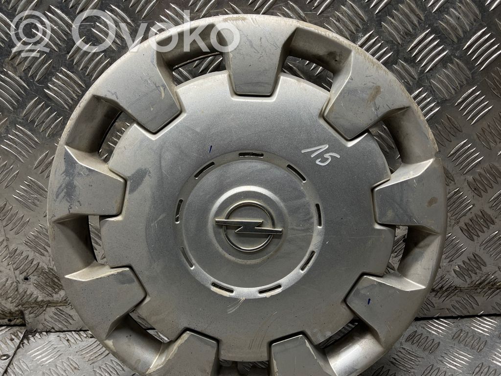Opel Corsa D R15-pölykapseli 