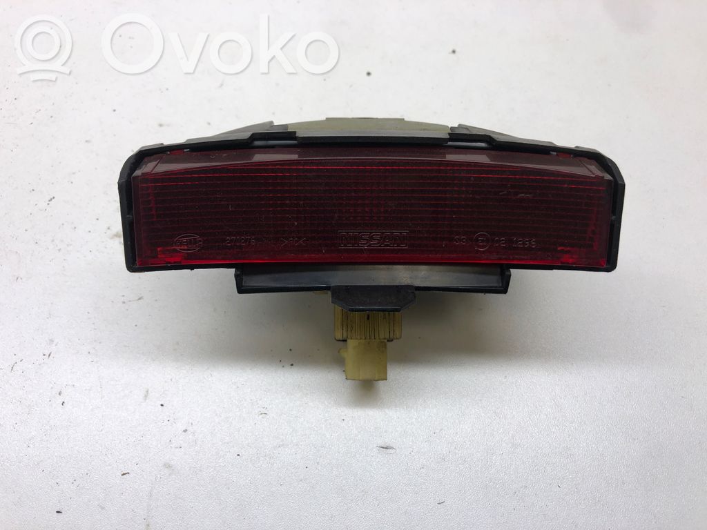 Nissan Primera Third/center stoplight 