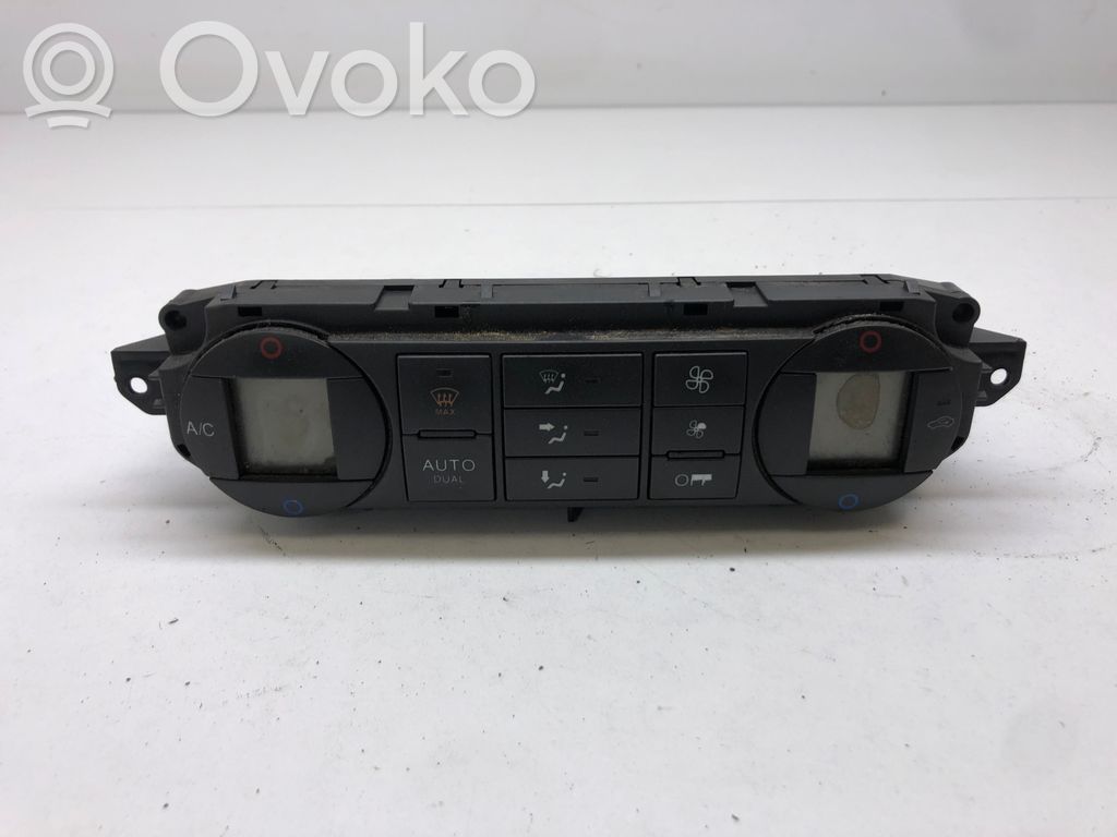 Ford C-MAX I Climate control unit 