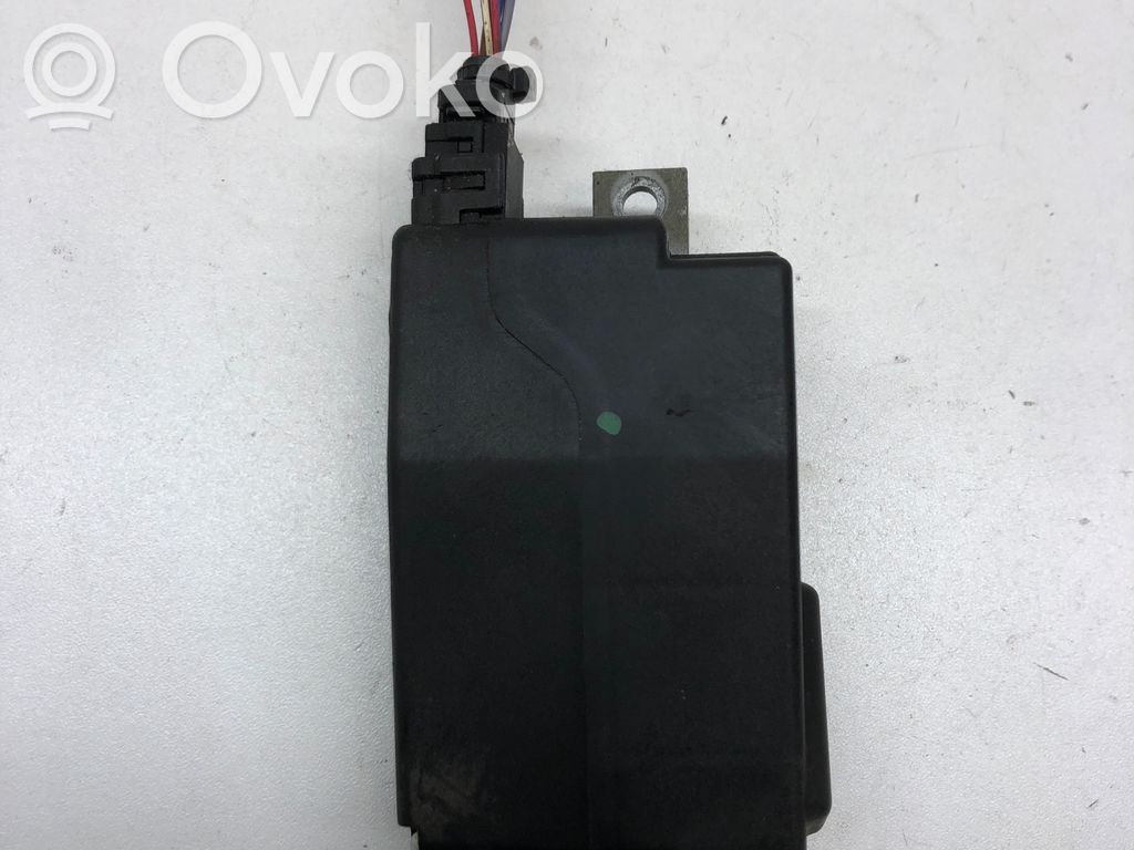 Audi A5 8T 8F Ohjauspyörän lukitus 