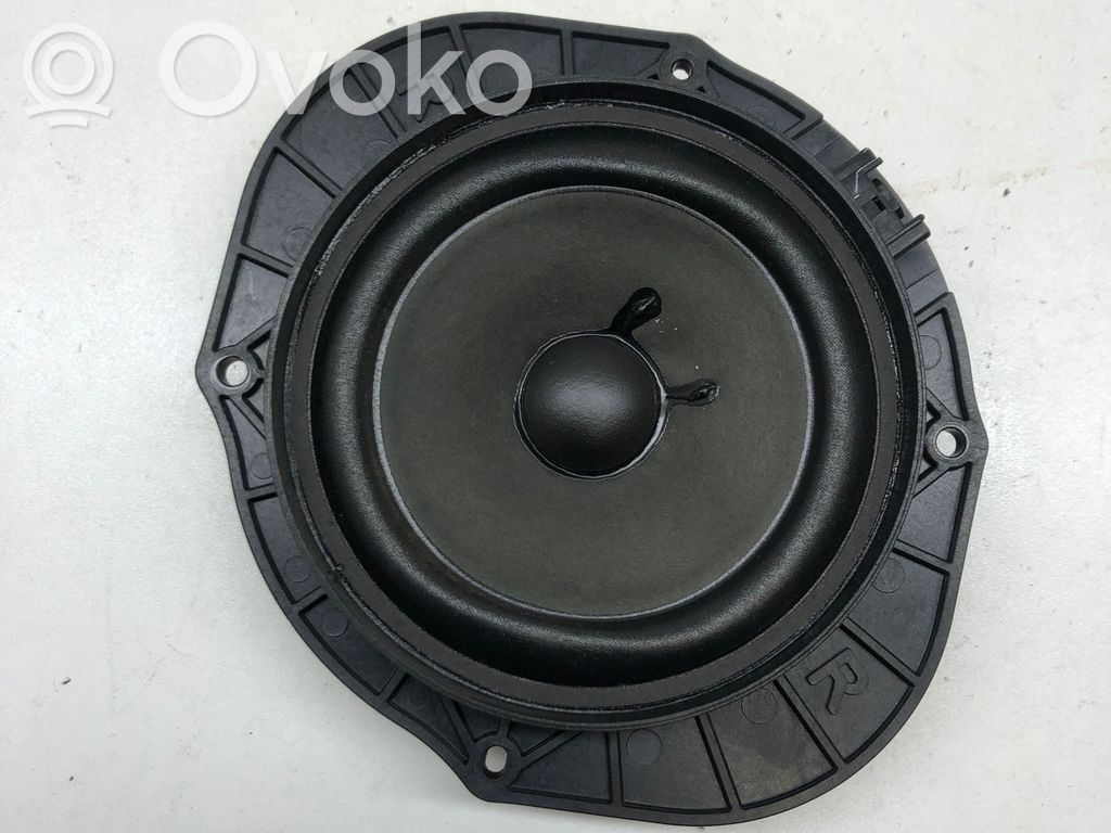 Mazda 6 Altavoz de la puerta trasera 