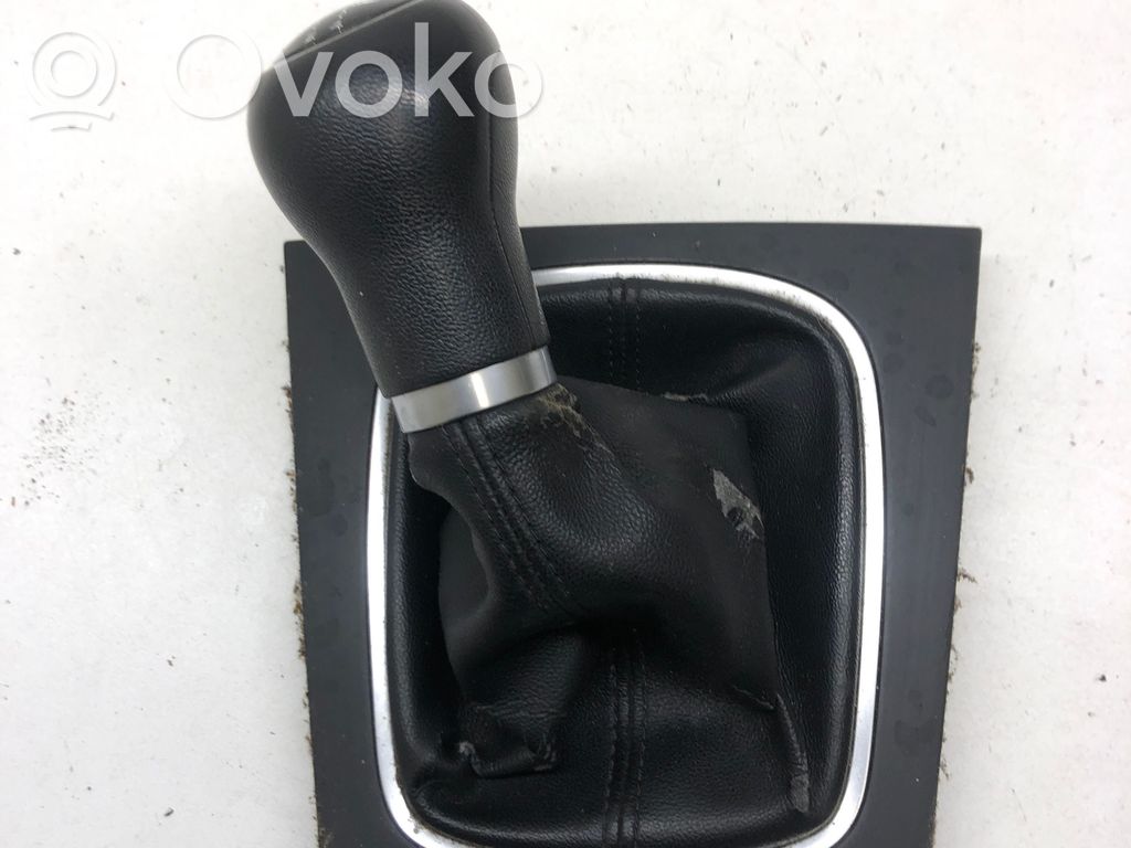 Audi A3 S3 8P Drążek / Pokrętło zmiany biegów 
