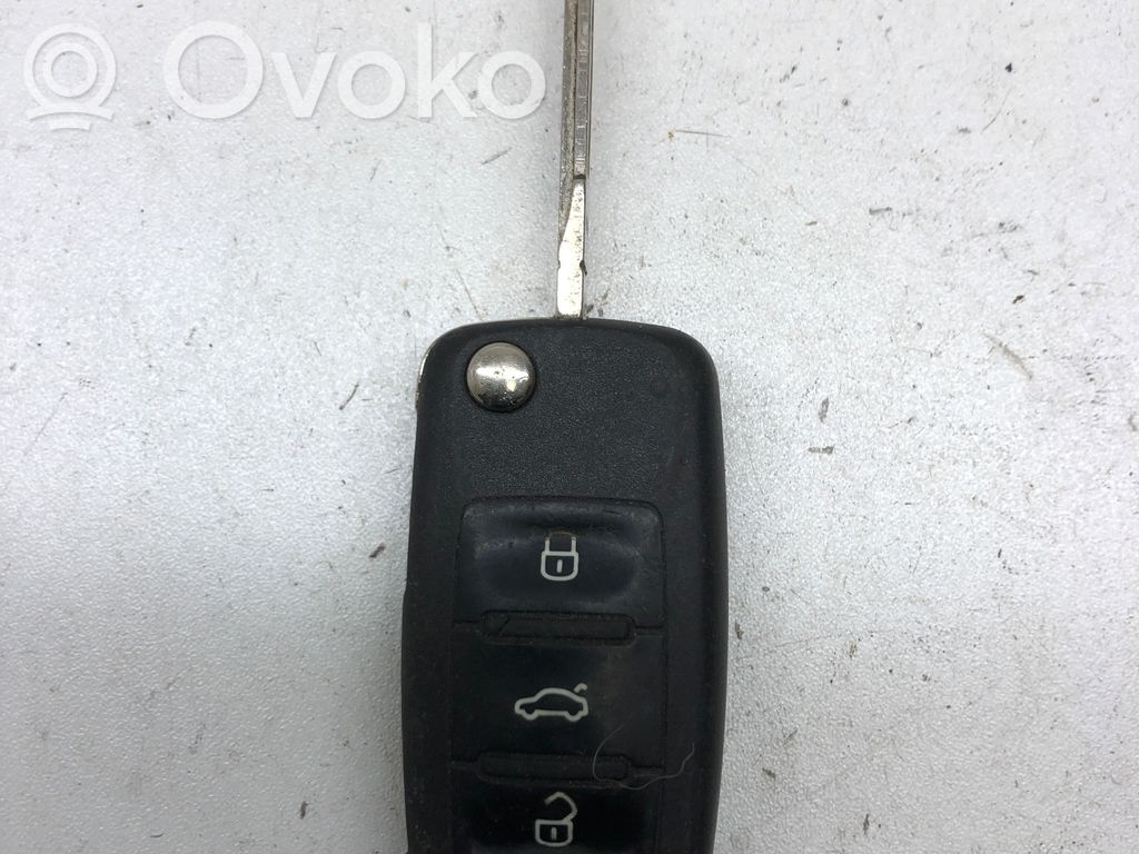 Volkswagen Golf VI Klucz / Karta zapłonu 