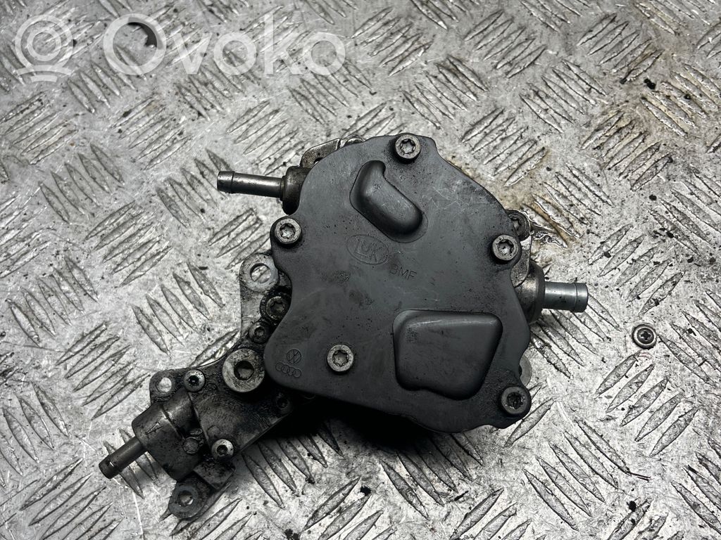 Skoda Octavia Mk2 (1Z) Bomba de vacío 