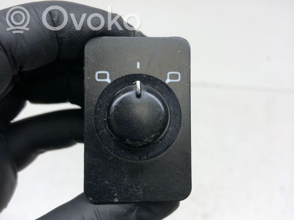 Audi A6 S6 C5 4B Interruptor del espejo lateral 