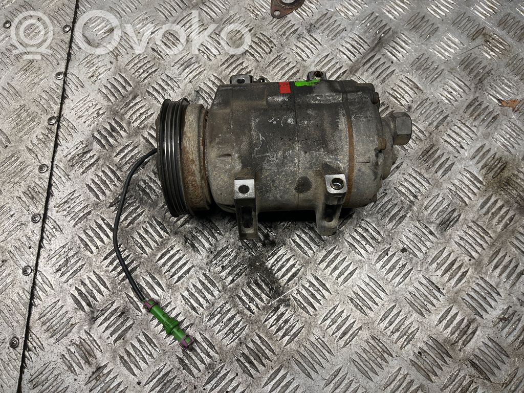 Audi A4 S4 B5 8D Kompresor / Sprężarka klimatyzacji A/C 
