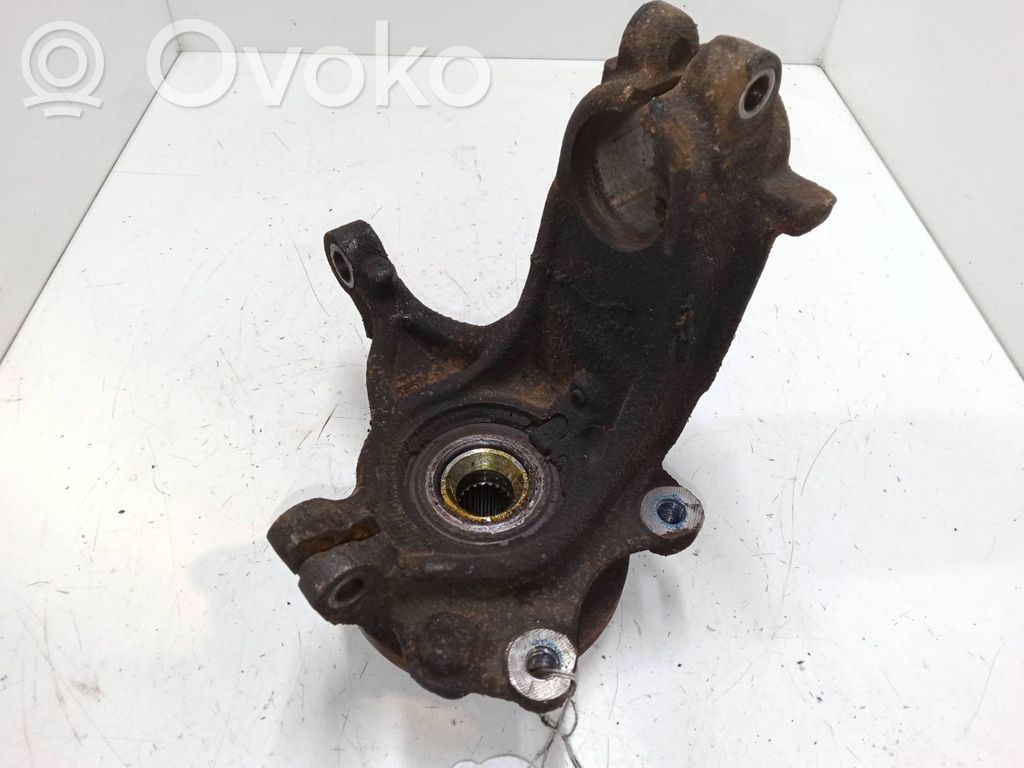 Front wheel hub spindle knuckle