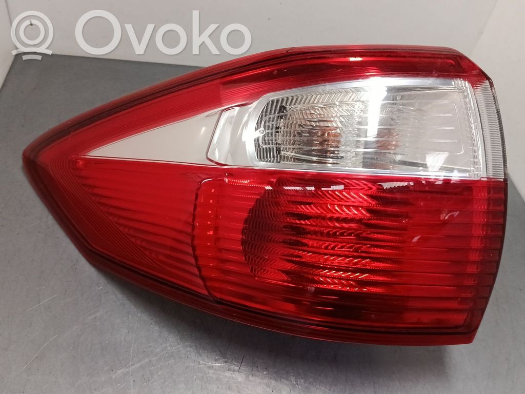 Lámpara de faros/luces traseros   AM5113405BF