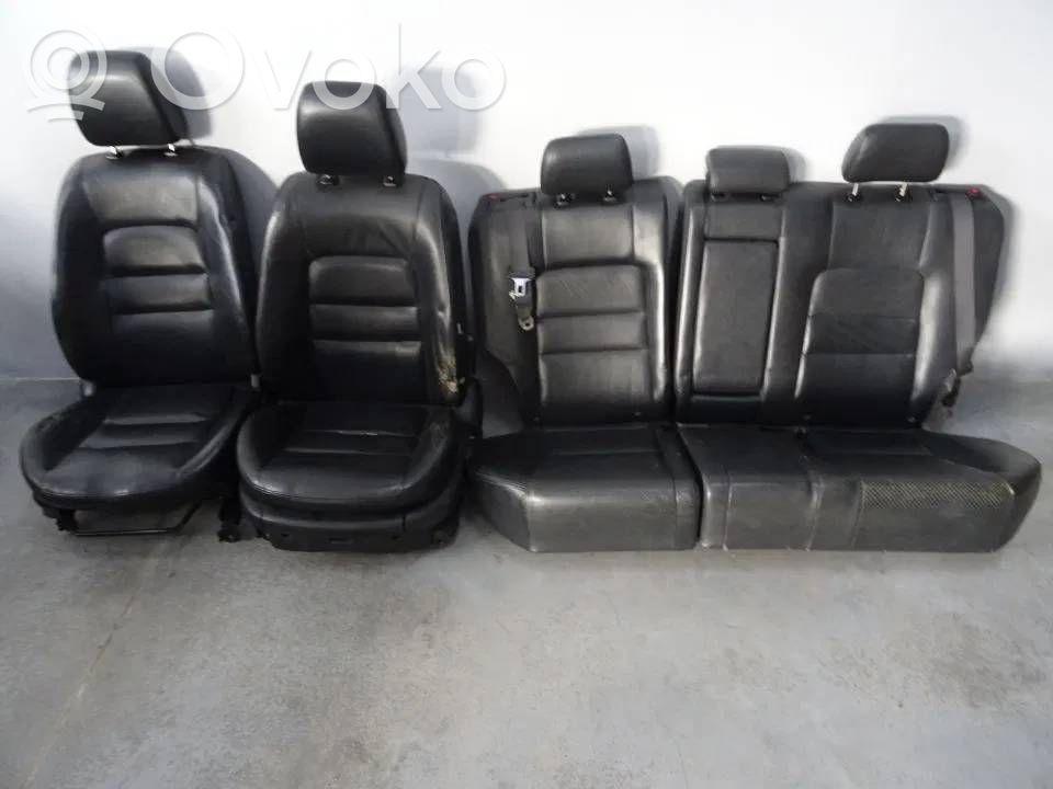 Seat set