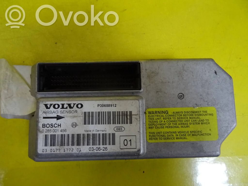Airbag control unit/module   0285001456,P30658912