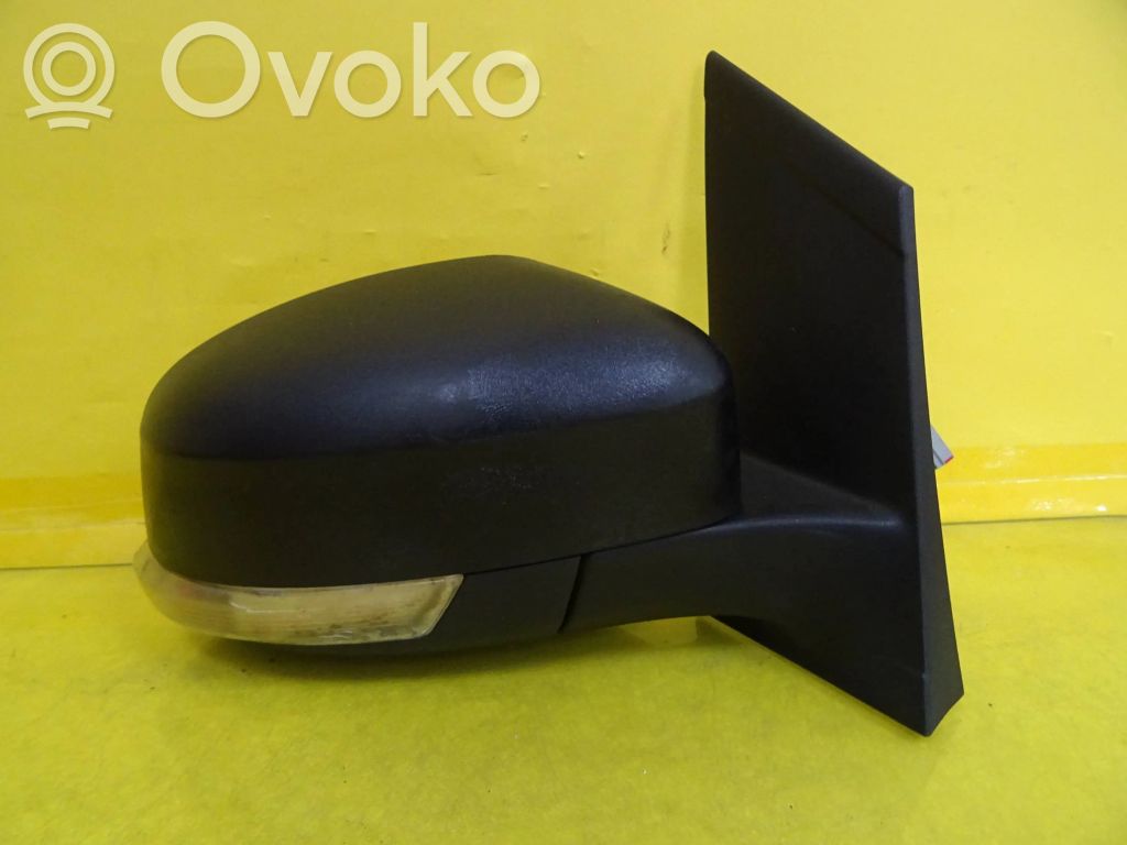 Front door electric wing mirror