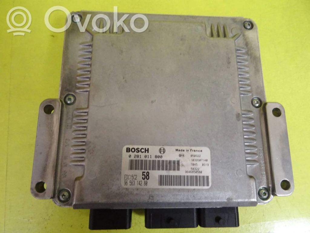Peugeot 807 Engine control unit/module 