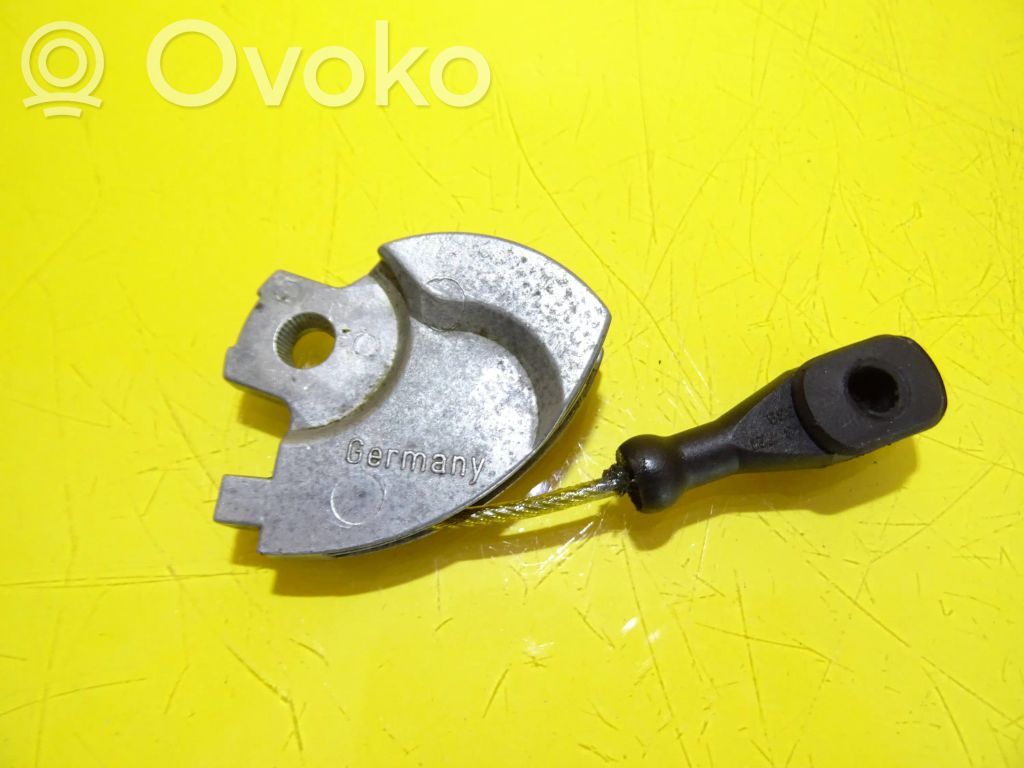 Throttle cable   4A0721757