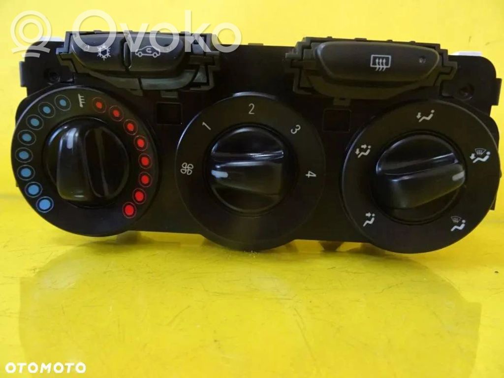 Opel Corsa E Climate control unit 