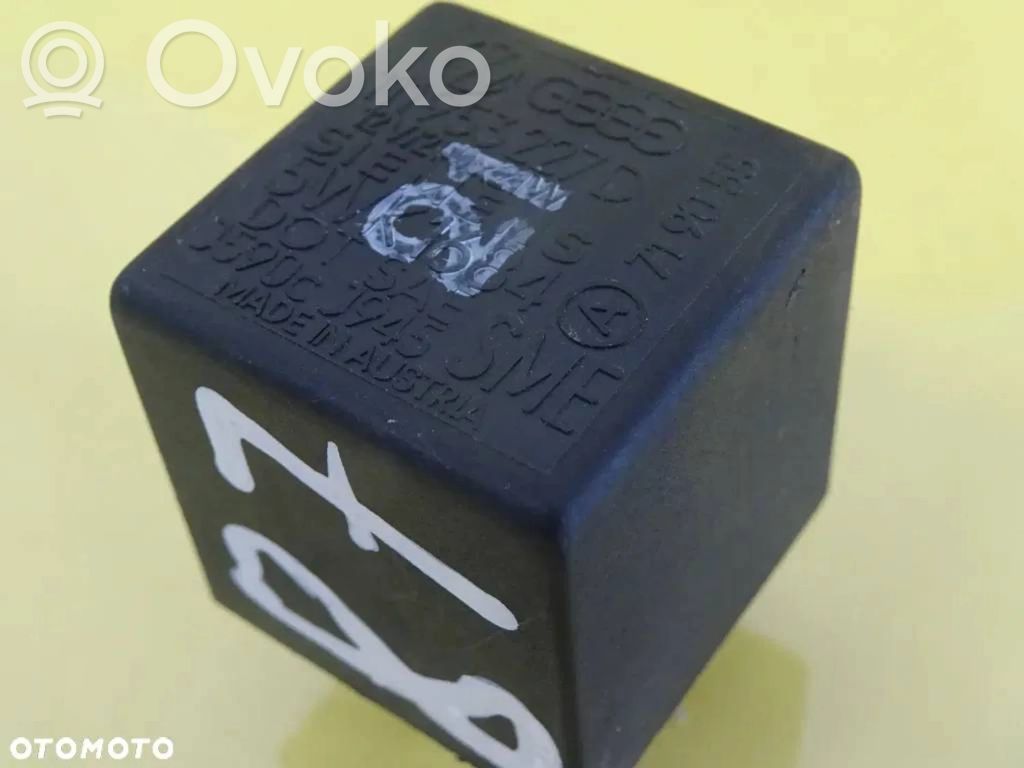 Inne przekaźniki   111953227D,5WK1684,191953227A,1H0953227