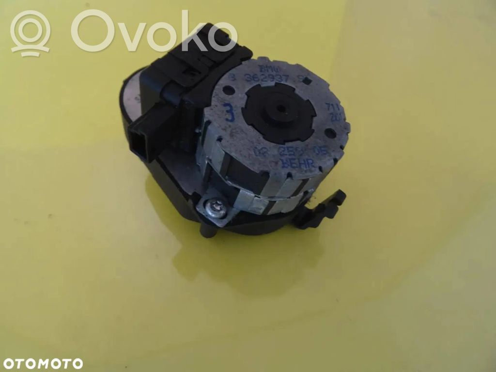 Oro sklendės varikliukas   83629379,0335905,83629379