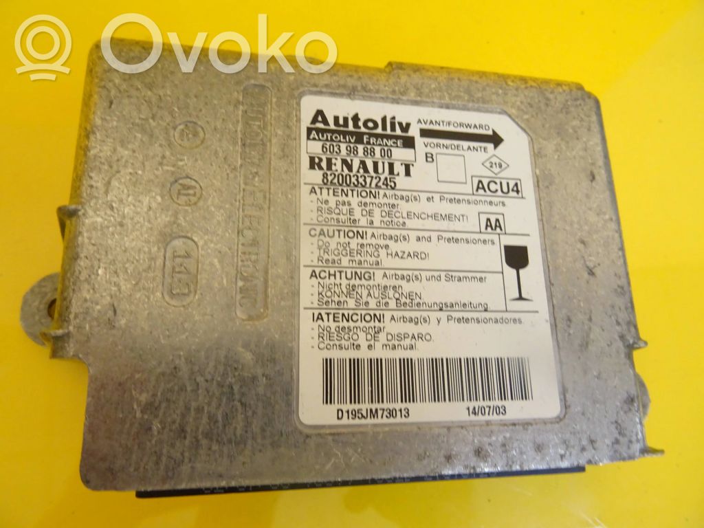 Renault Megane II Airbag control unit/module 