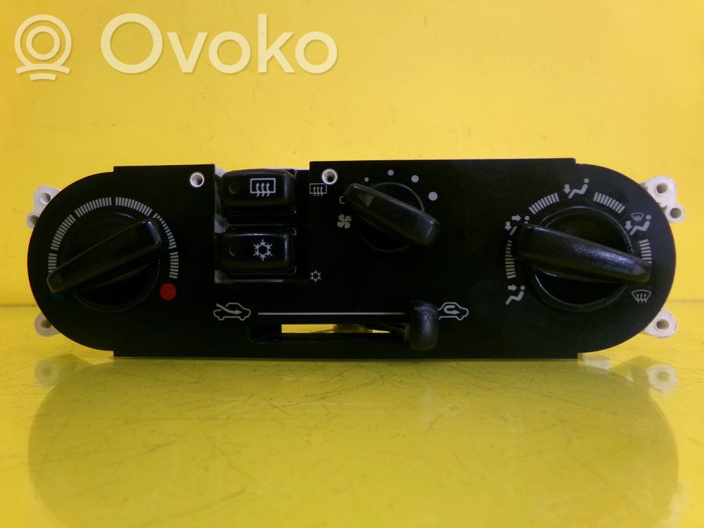 Mitsubishi Colt Climate control unit 