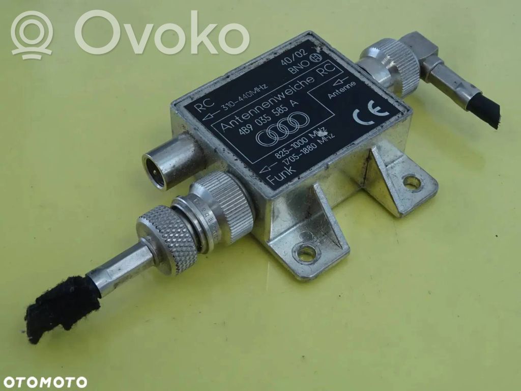 Audi A6 S6 C5 4B Pystyantennivahvistin 
