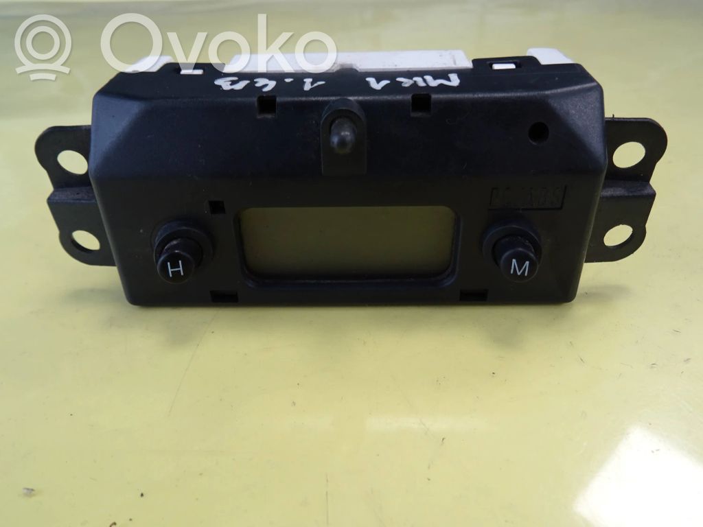 Bildschirm / Display / Anzeige   B41TA