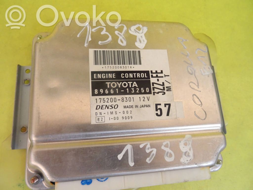 Toyota Corolla Verso AR10 Engine control unit/module 
