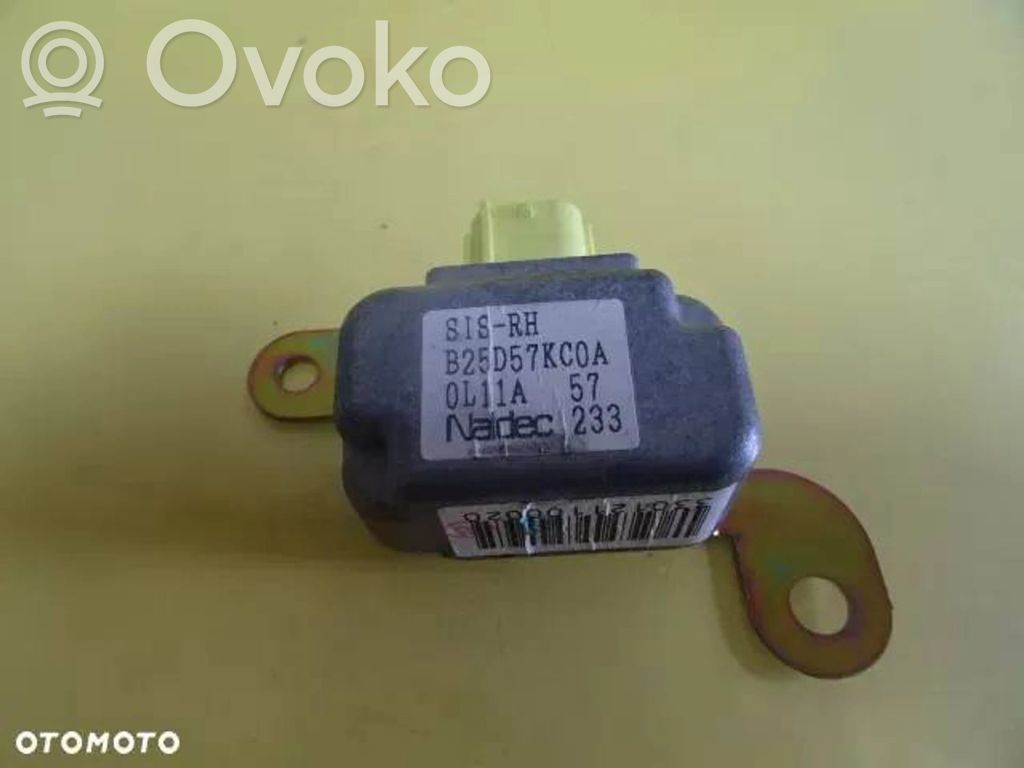 Mazda 323 F Airbag deployment crash/impact sensor 