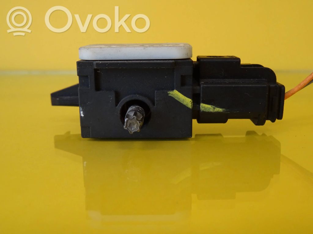 Renault Clio II Airbag deployment crash/impact sensor 