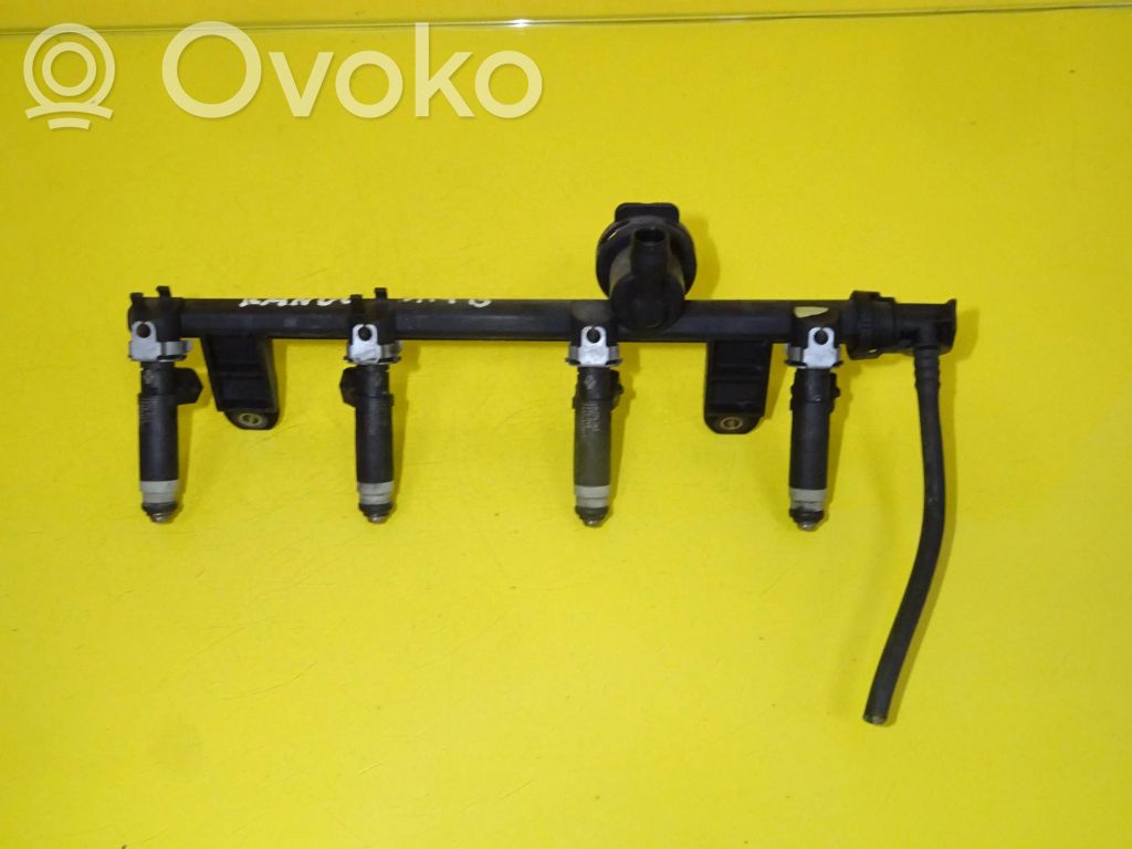 Renault Kangoo I Degvielas maģistrālā caurule 
