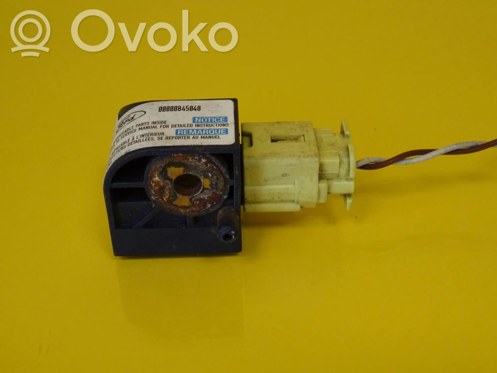 Ford Fiesta Airbagsensor Crashsensor Drucksensor 