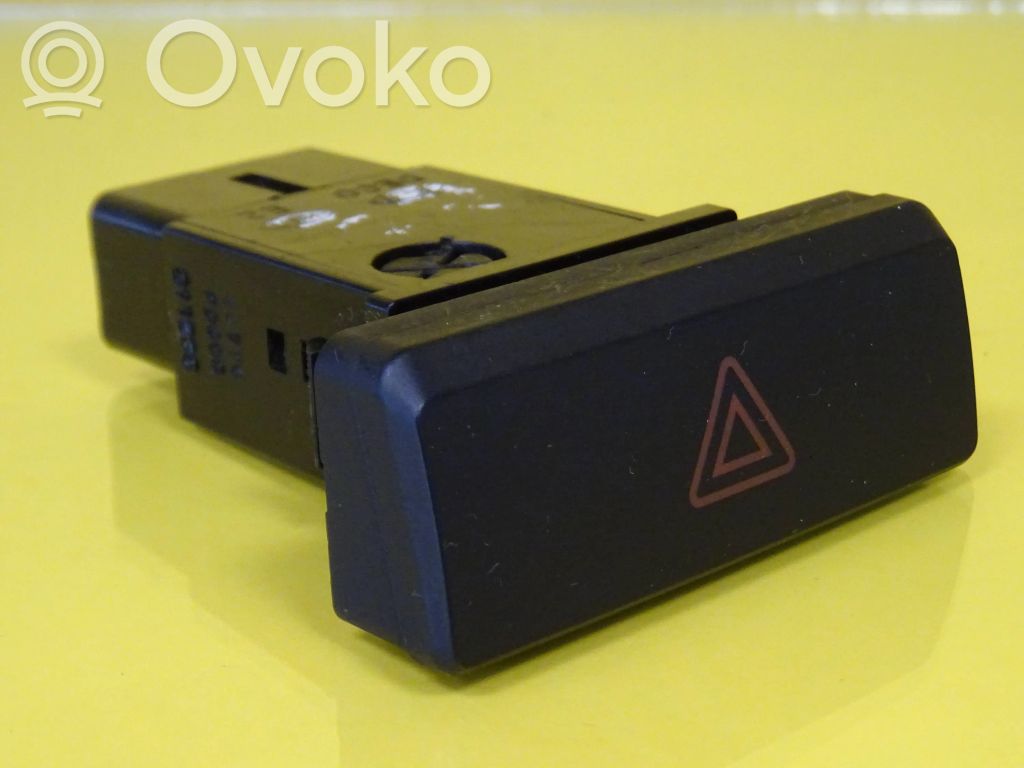 KIA Rio Hazard light switch 