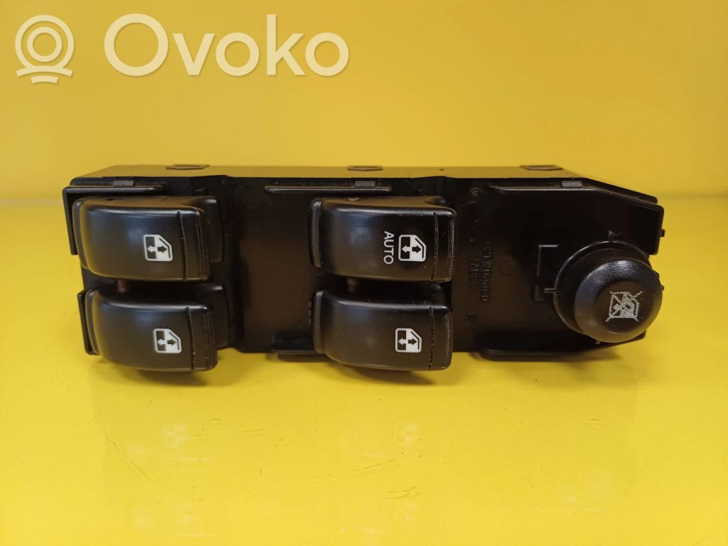 Chevrolet Lacetti Electric window control switch 