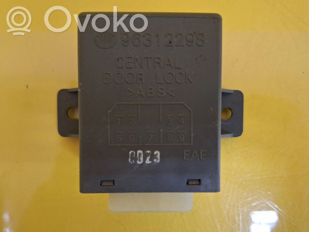 Daewoo Leganza Unité de commande module de porte 