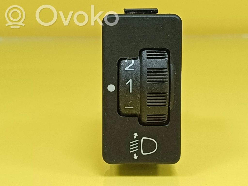 Headlight level height control switch