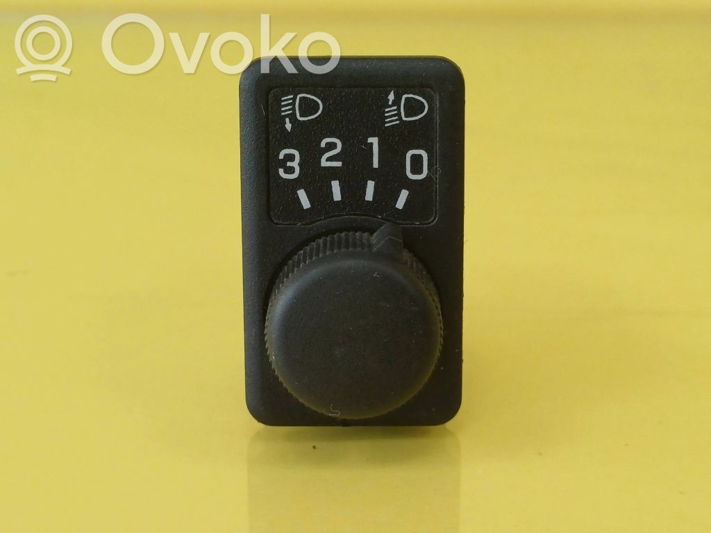 Nissan Primera Headlight level height control switch 