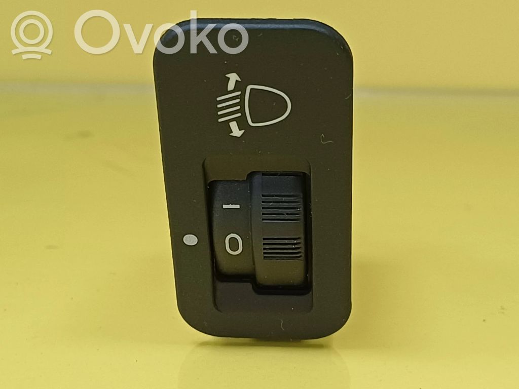 Peugeot 206 Headlight level height control switch 