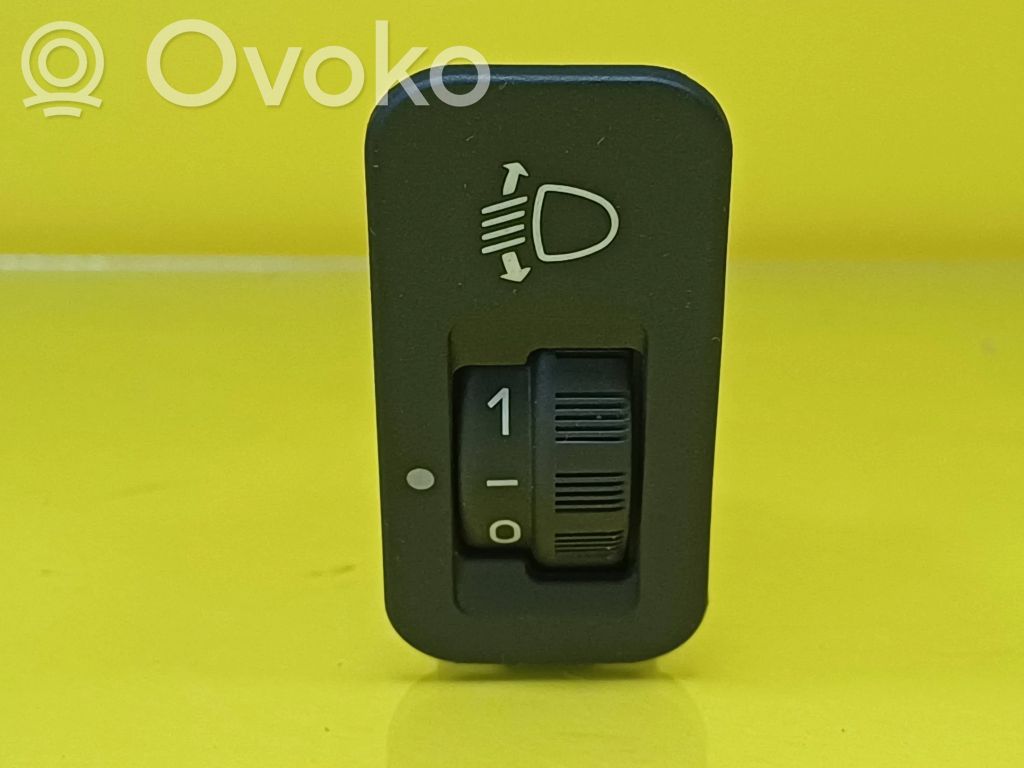 Peugeot 206 Headlight level height control switch 