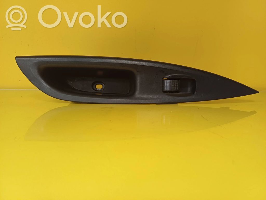 Mazda 6 Electric window control switch 