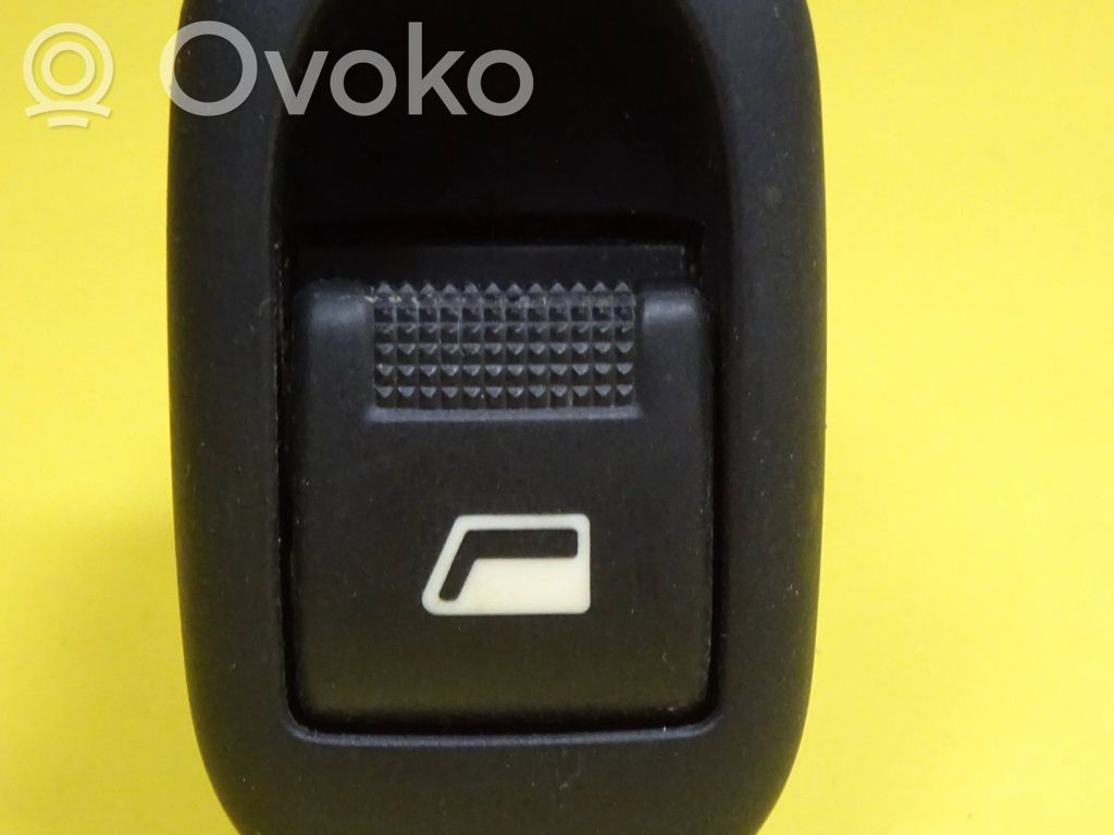 Electric window control switch   96605364,30054