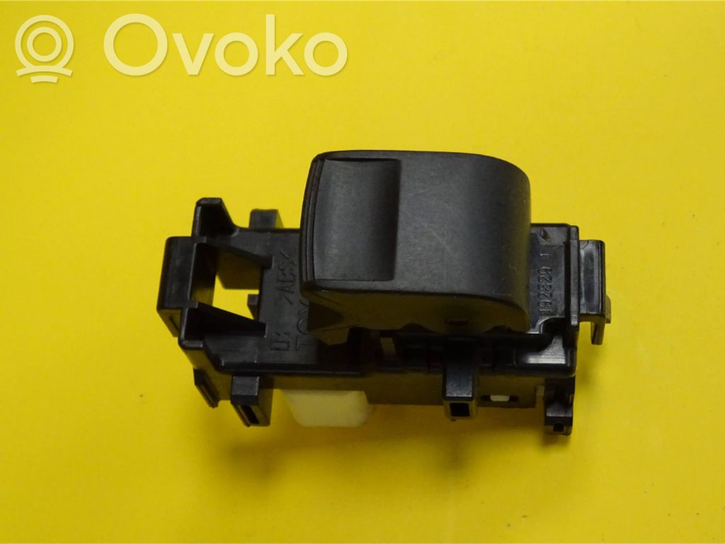 Toyota Auris 150 Comutator comandă geamuri electrice 